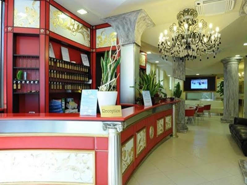 Hotel In Cesenatico Zewnętrze zdjęcie